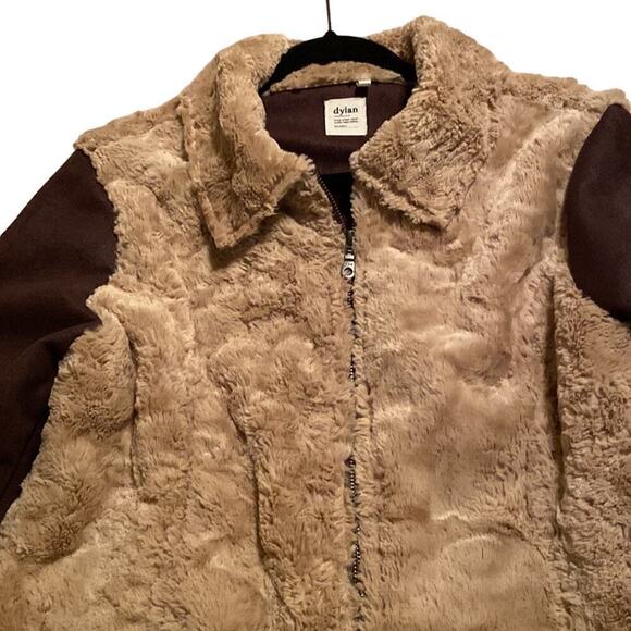 Dylan Women’s Faux Fur Long Sleeve Warm Ruffled Hem Jacket Size Large Brown Tan - Picture 6 of 9
